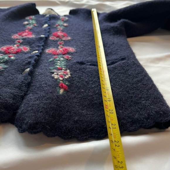 Vintage 90s wool flower embroidered cardigan - Picture 5 of 5